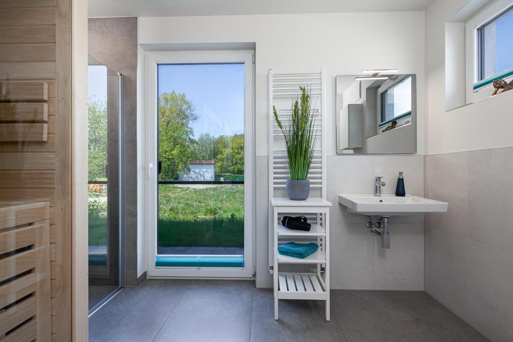 Ferienhaus Ruegen-Relax Trent Exterior foto